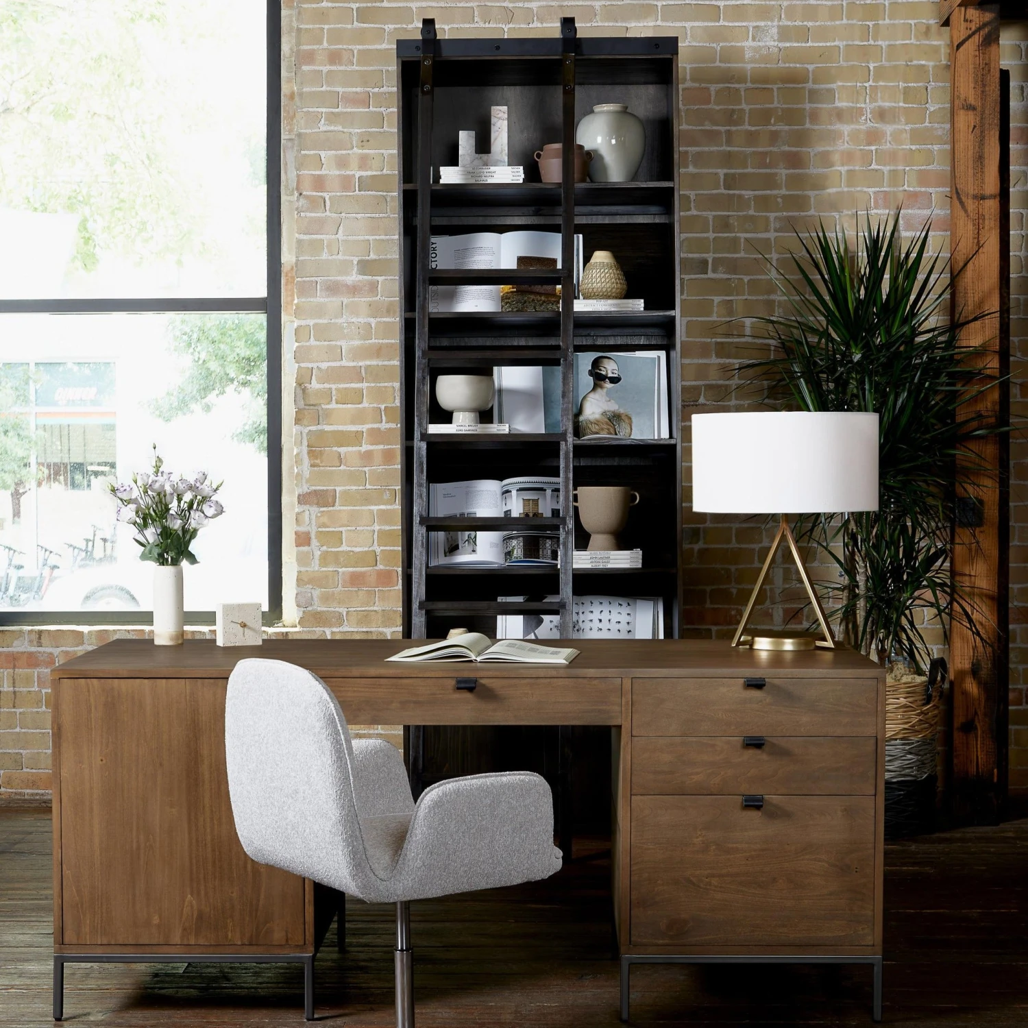 Trey Executive Desk - Image 6