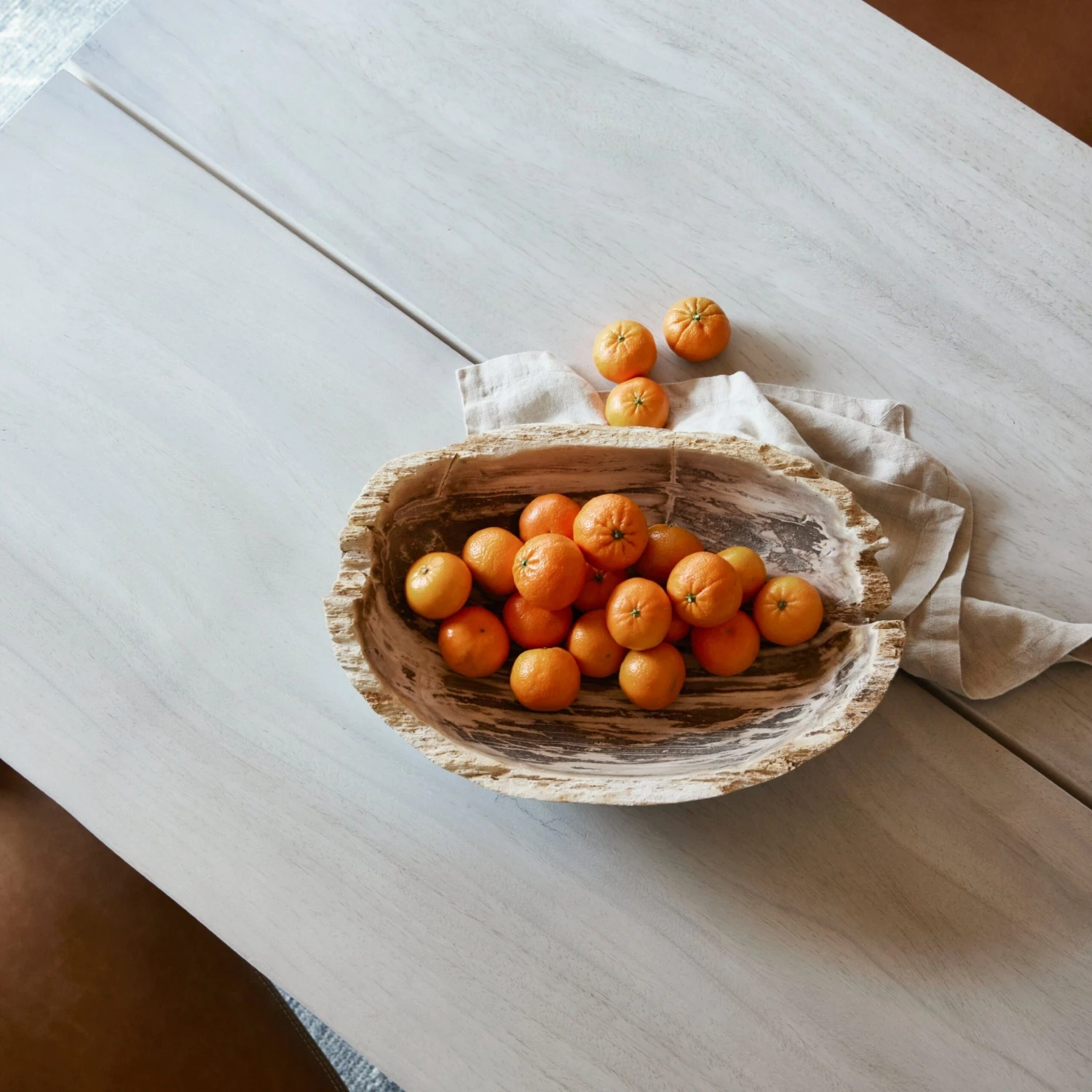 Katarina Dining Table - Image 12