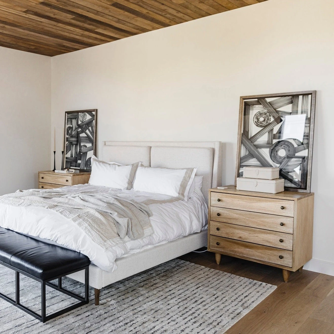 Noir Diamond Chest - Image 2